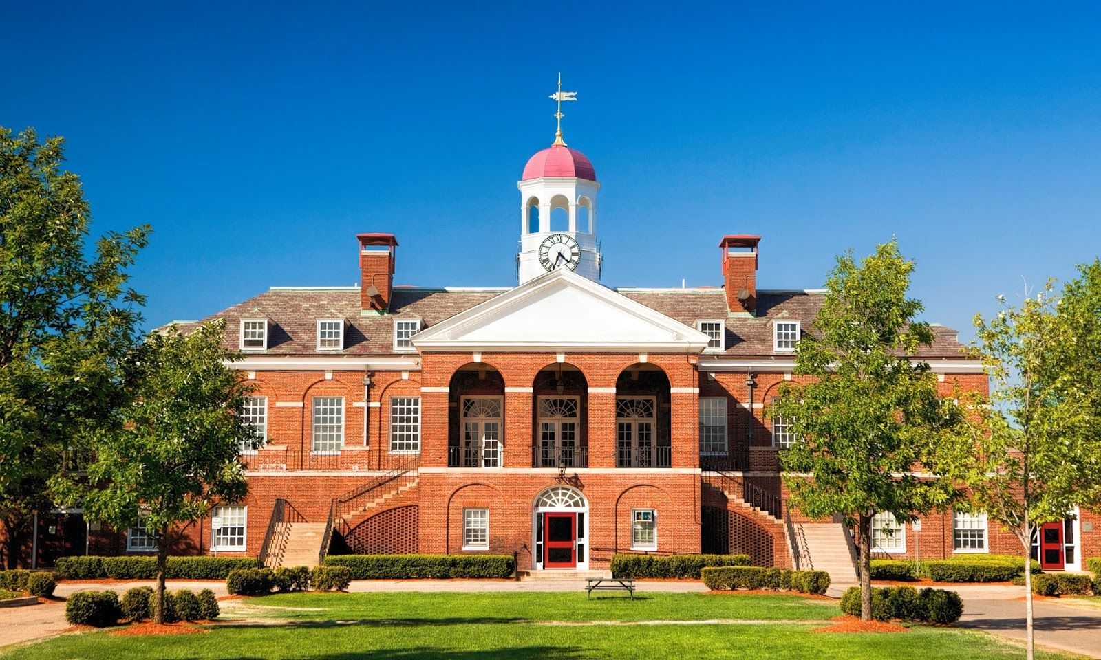Chinh phục Harvard: Trường Đại học ngành Kinh tế hàng đầu nước Mỹ